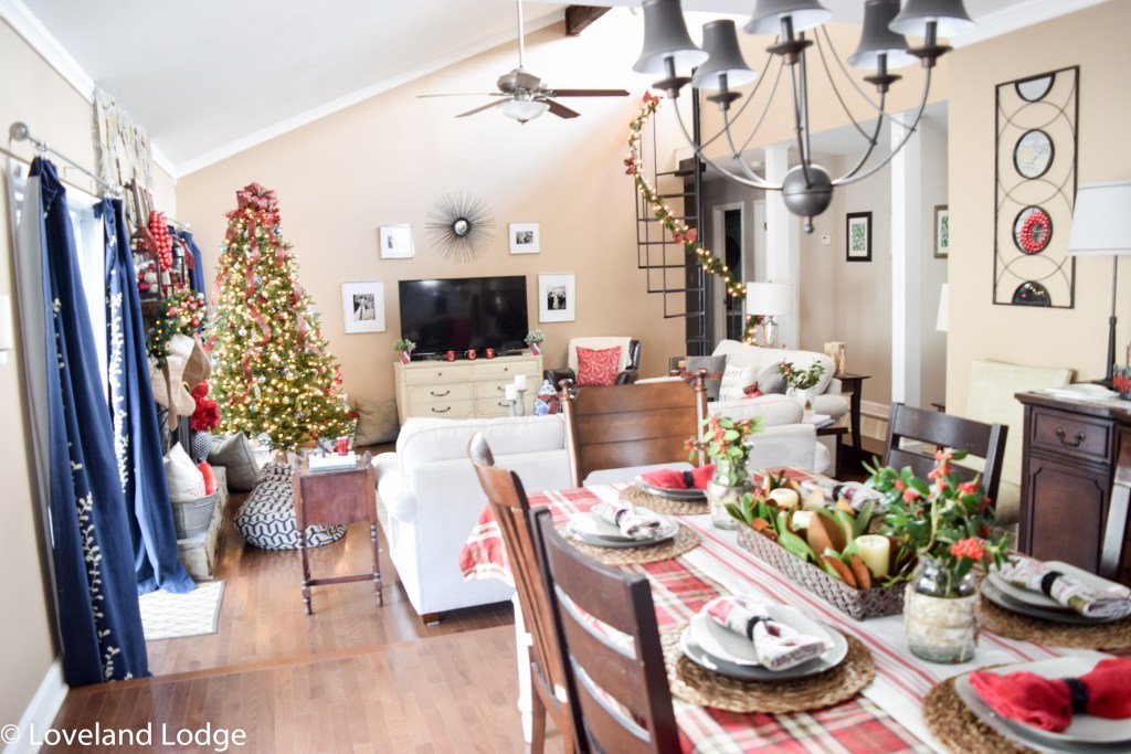 Modern farmhouse Christmas decor